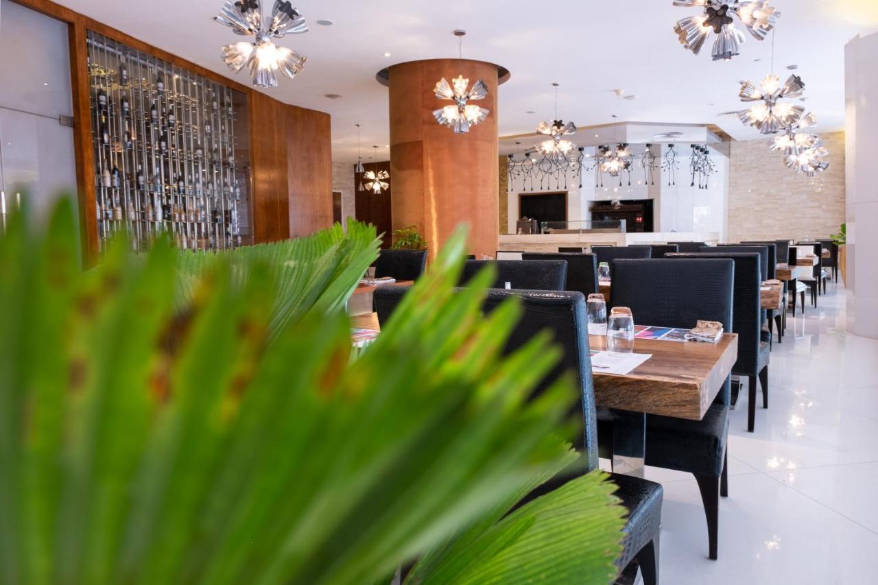 Lagos Continental Hotel Luaran gambar The restaurant