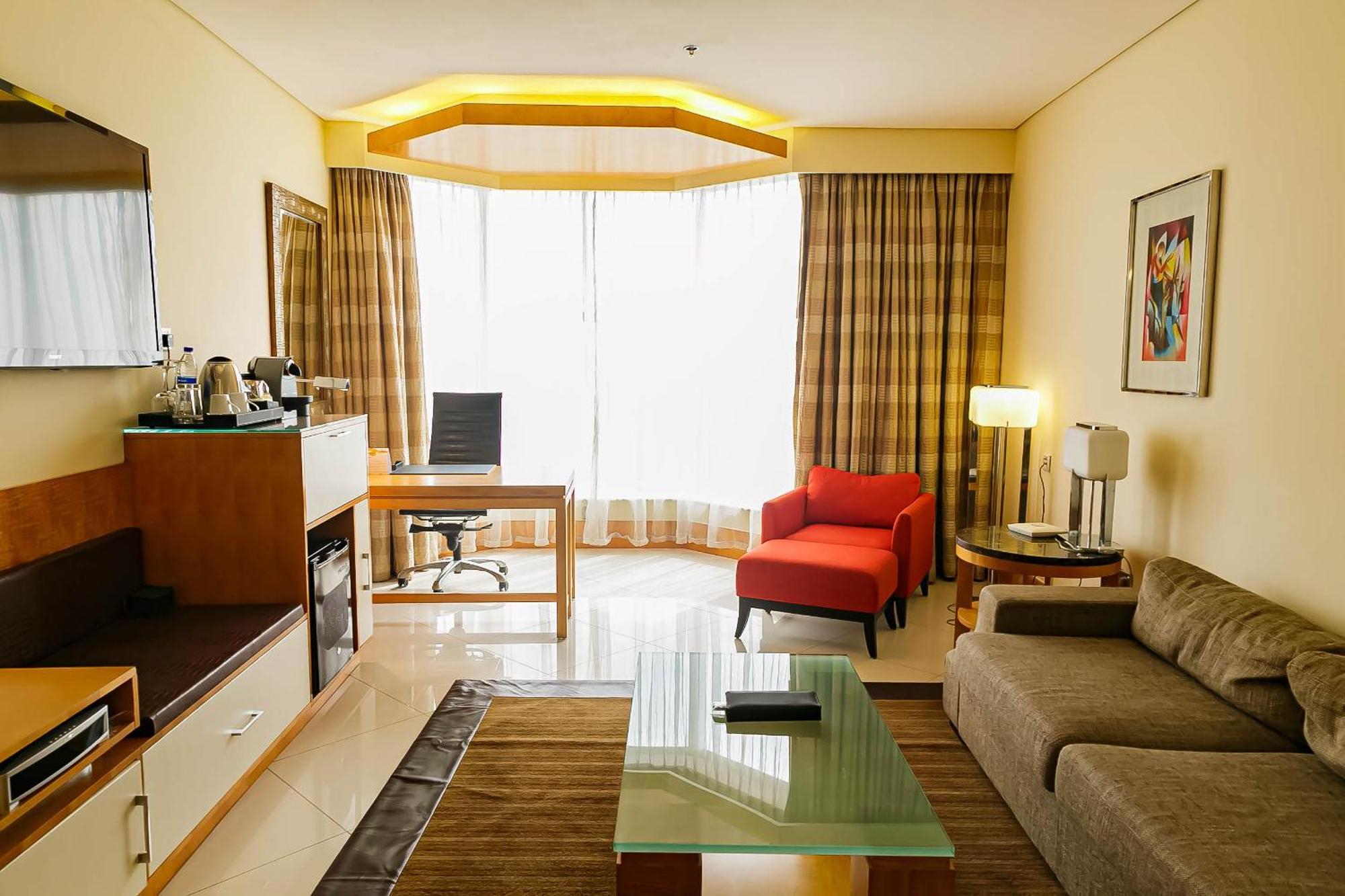 Lagos Continental Hotel Luaran gambar A typical studio apartment
