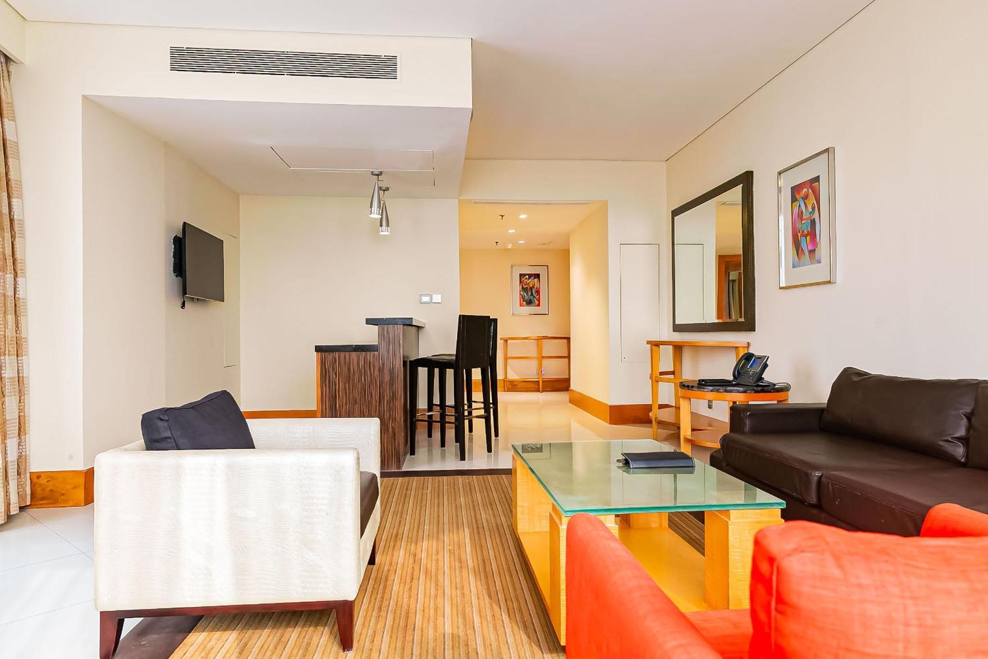 Lagos Continental Hotel Luaran gambar A typical apartment at the hotel