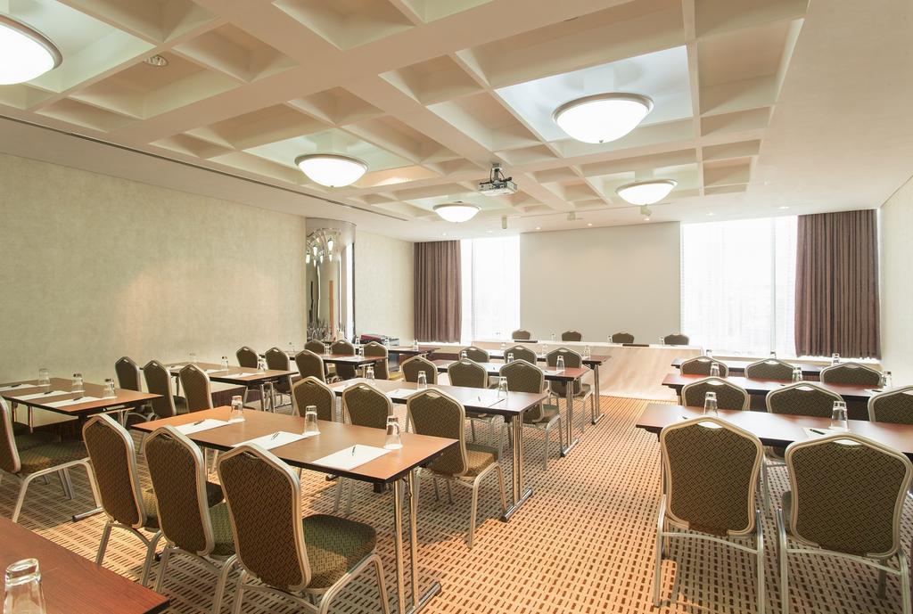 Lagos Continental Hotel Luaran gambar Meeting room